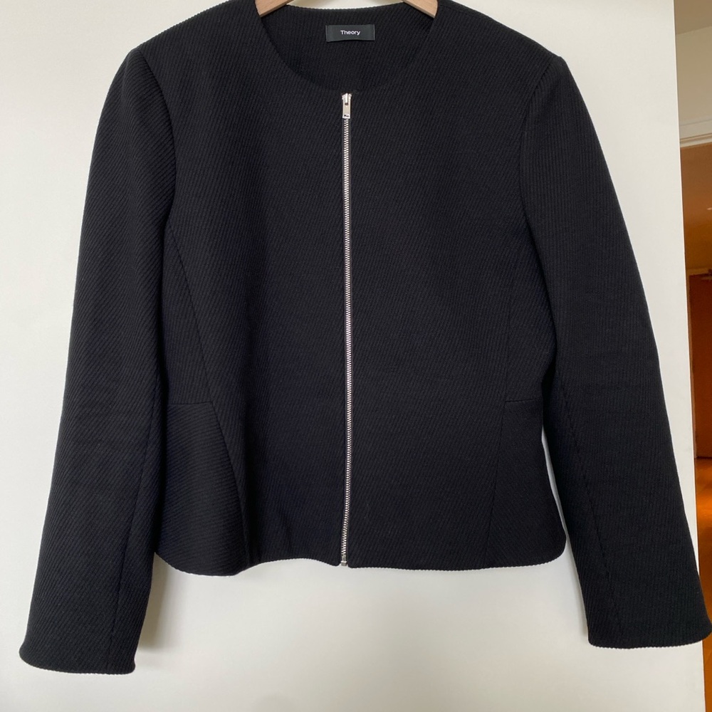 Theory Black Textured Peplum Jacket — Size 12 | Zip Front 🖤